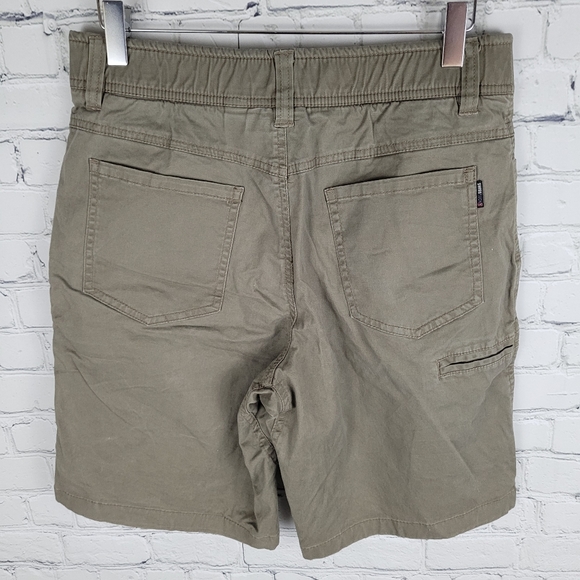 SWISS TECH | khaki stretch denim shorts - Picture 3 of 8